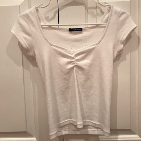 brandy melville shirt - Picture 2 of 3